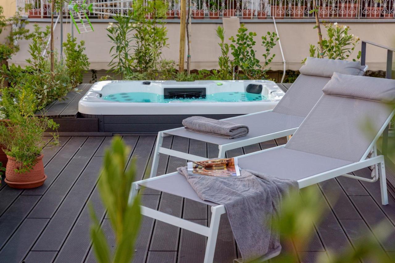 Meno Suite With Private Terrace - Jaccuzzi, Acropolis View アテネ エクステリア 写真